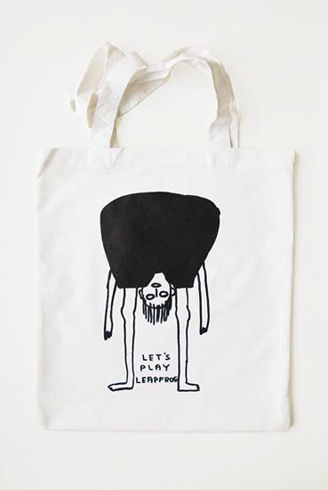 mono.editionen #01: Shrigley Tote Bags / Leapfrog White